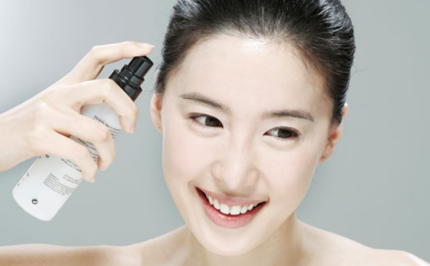 定妆喷雾哪个牌子好呢？定妆喷雾有哪些推荐？(1)