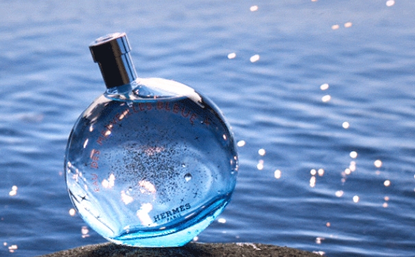 爱马仕蓝色橘彩星光香水怎么样？爱马仕蓝色橘彩星光香评(1)