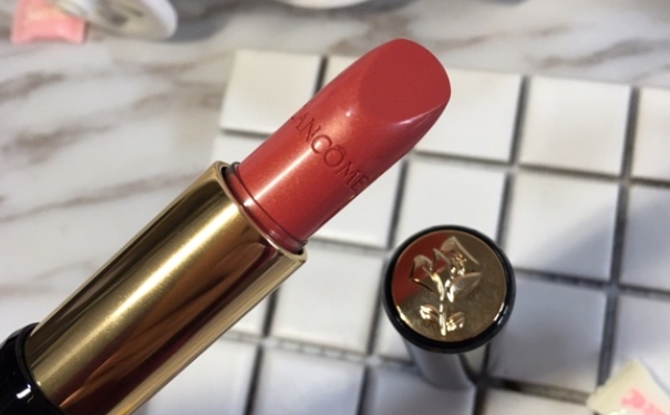 兰蔻菁纯唇膏120多少钱？兰蔻唇膏120专柜价格(1)