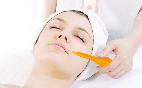 面部刮痧后能不能做面膜？脸上刮痧后可以敷面膜吗？(1)