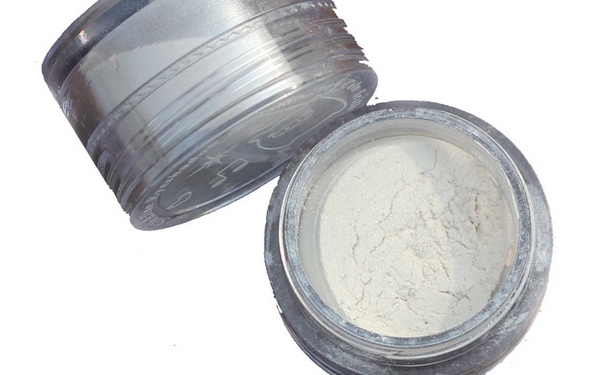 高光粉哪个好用？高光粉什么牌子好？(1)