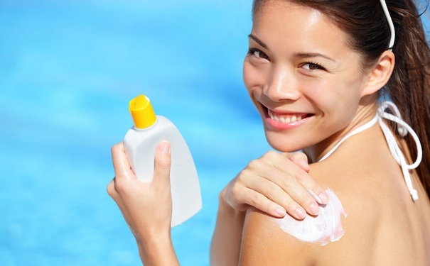 防晒霜多久补一次？防晒霜隔多久涂一次？(1)