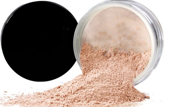 只涂散粉需要卸妆吗？涂散粉要卸妆吗？(1)