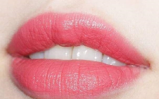 樱花粉是什么颜色？樱花粉口红推荐(1)