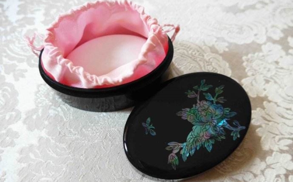 谢馥春鸭蛋粉怎么用？谢馥春鸭蛋粉使用方法(1)