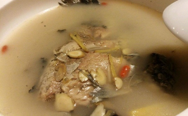 经期感冒吃什么最好？经期感冒吃哪些食物好得快？(1)