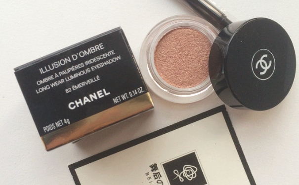 香奈儿慕斯眼影多少钱？香奈儿眼影慕斯专柜价格(1)