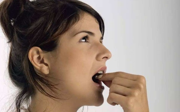 孕期女性吃药要注意什么？孕期该如何保健？(1)