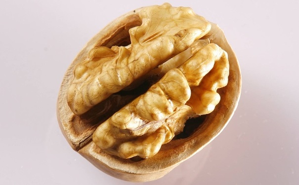 孩子补脑吃什么好？怎样让孩子更聪明？(1)