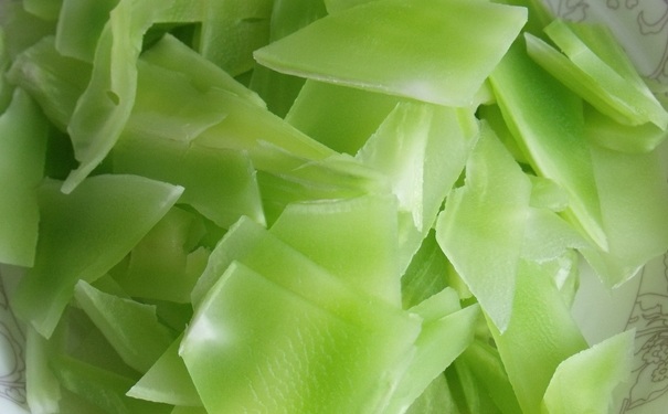 莴笋炒肉片的做法是怎样的？莴笋炒肉片怎么做？(1)