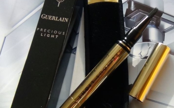 娇兰明彩笔好用吗？娇兰明彩笔怎么样？(1)