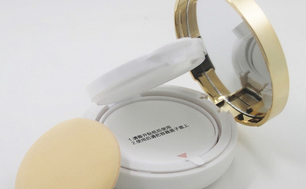 雪花秀气垫BB怎么样？雪花秀气垫BB好用吗？(1)