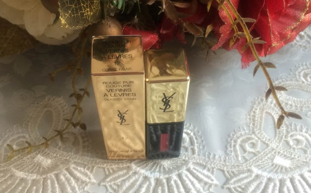 ysl镜光唇釉怎么涂？ysl镜光唇釉怎么用？(1)