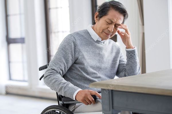 中风是什么原因导致的？中风的4个注意事项(1)