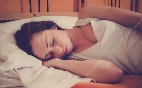 深度睡眠能够减肥是怎么回事？睡觉减肥方法需要掌握哪些技巧？(1)