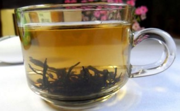 喝杜仲茶对身体有什么功效？喝杜仲茶可以瘦身减肥吗？(1)