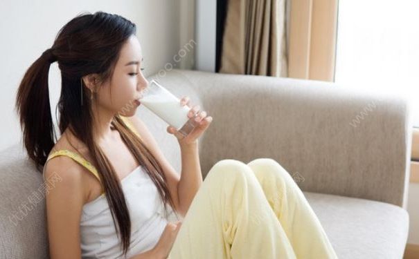 妹子一天要睡15次，睡太长时间对身体好吗？(4)
