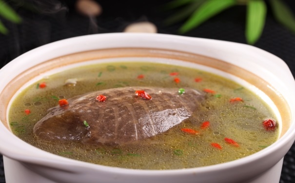 男人滋阴补肾吃哪些食物好？男人常吃什么食物滋阴补肾