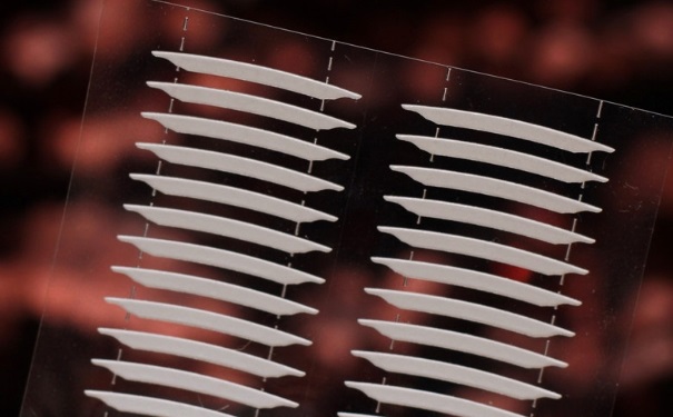 双眼皮贴怎么贴好？双眼皮贴的正确贴法(1)