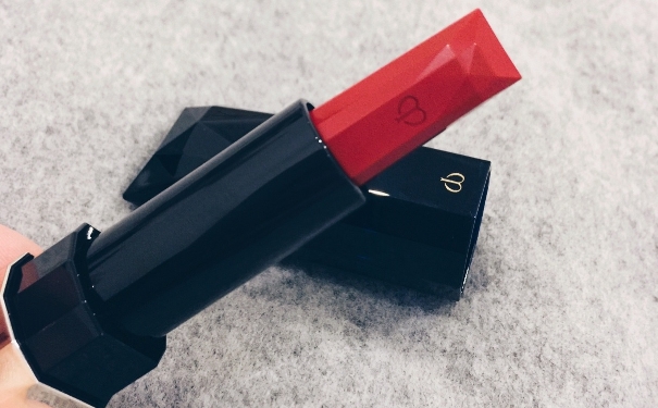 显白的口红有哪些？显白的口红色号推荐(1)