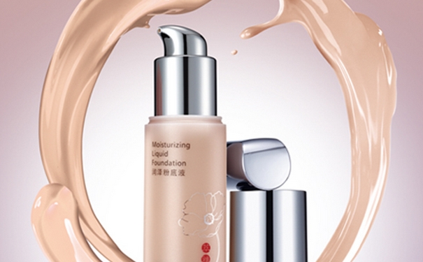 用粉底液前一定要用隔离霜吗？用粉底液前用不用隔离霜？(1)