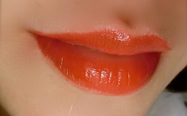 哑光和镜面口红哪个好？哑光口红和镜面口红区别(1)