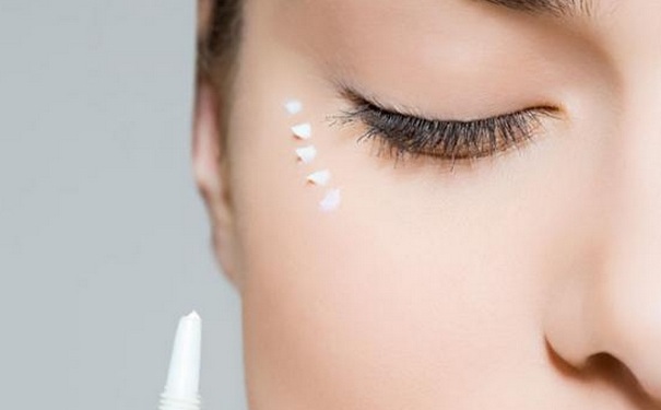 眼霜可以天天用吗？眼霜需要天天用吗？(1)