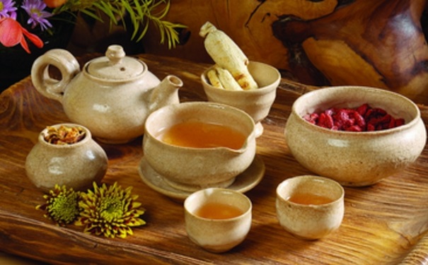 生姜加枸杞泡茶有哪些功效？生姜加枸杞泡茶可以壮阳补