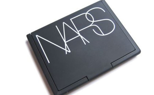 粉饼哪个牌子好用？有哪些粉饼品牌推荐？(1)