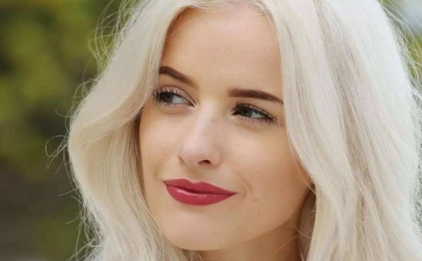 豆沙色和珊瑚色的区别 豆沙色和珊瑚色口红哪个好看？(1)