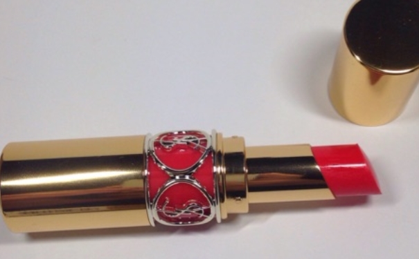 珊瑚橘口红适合什么人？珊瑚橘口红适合黄皮吗？(1)