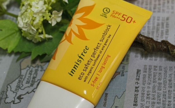 防晒乳和bb霜哪个先用？先用防晒乳还是bb霜？(1)