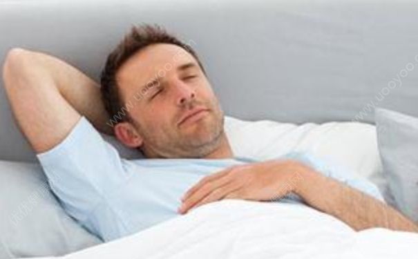 最适合男人的睡姿是什么？男性睡姿会影响男性的性功能吗？(1)