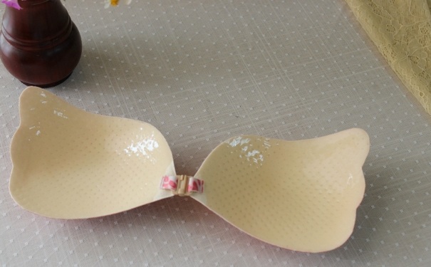 硅胶内衣可以洗吗？隐形内衣可以洗吗？(1)