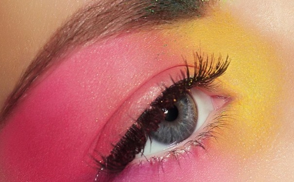 黄皮肤适合什么颜色的眼影？黄皮肤用什么颜色眼影好看？(1)