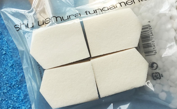 植村秀五角海绵怎么用？植村秀五角海绵用法(1)