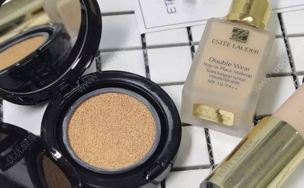 雅诗兰黛持妆无瑕气垫粉霜怎么样？(1)