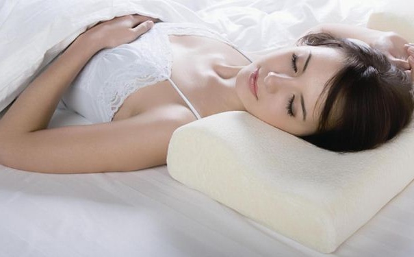 女性有哪些不良睡姿？女性什么样的睡姿最健康?(1)