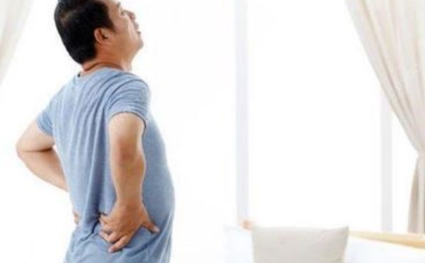 久坐会加速腰椎老化吗？上班族如何护腰健腰？(1)