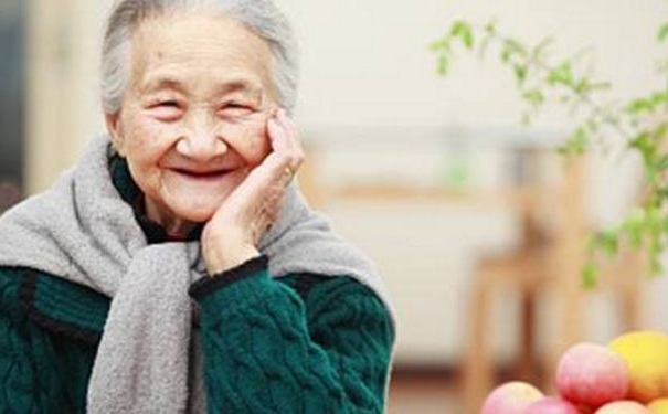老人该警惕哪些疾病信号？老年人如何及早预防疾病?(1)