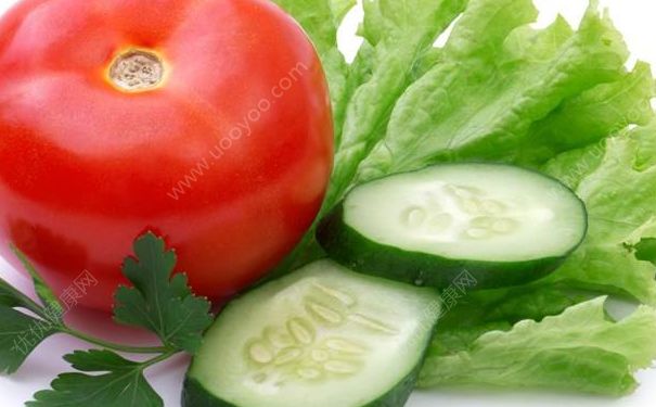 夏天长痘痘吃什么水果好？夏天长痘痘吃哪些水果好？(1)
