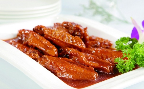 可乐鸡翅的制作方法有哪些？可乐鸡翅怎么做好吃又营养？(1)