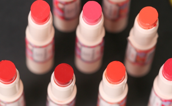 防晒唇膏什么牌子好？防晒唇膏推荐排行榜(1)