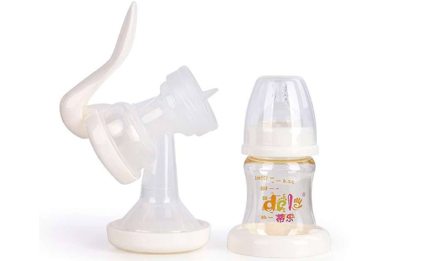 手动挤奶器怎么样？手动挤奶器好用吗？(1)