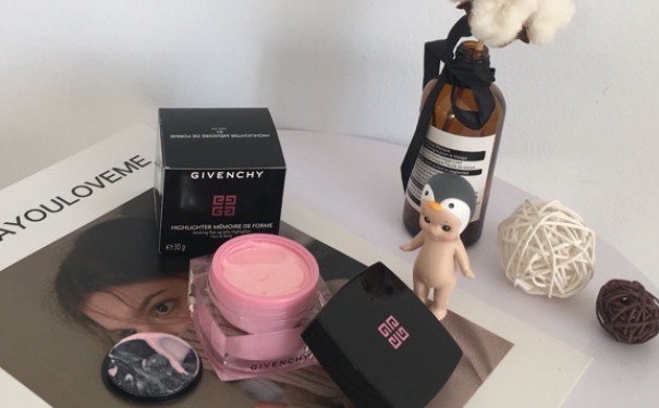 纪梵希高光霜好用吗？纪梵希2017高光霜试色(1)