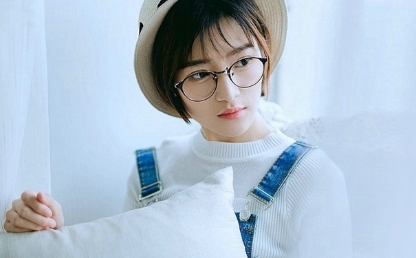 女生初次来月经怎么办？女生第一次来月经要注意什么呢？(1)