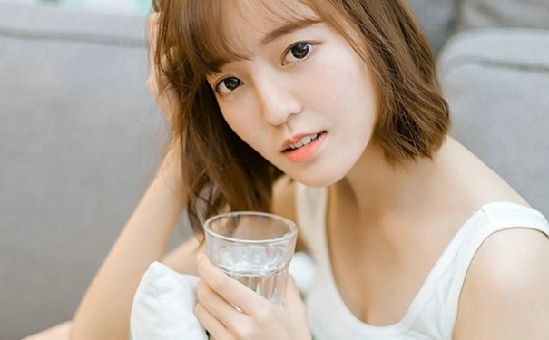 女性痛经该怎么调理缓解？吃什么可以缓解女性痛经？(1)