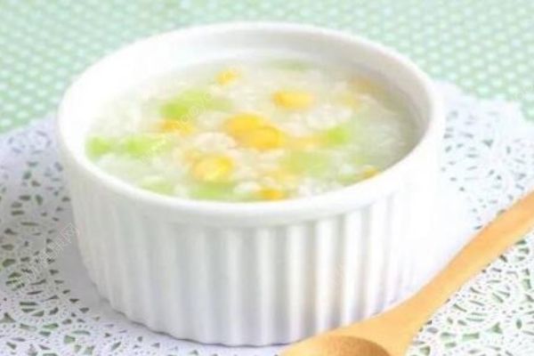 胡萝卜黄瓜粥有哪些功效？吃胡萝卜黄瓜粥的好处[图]
