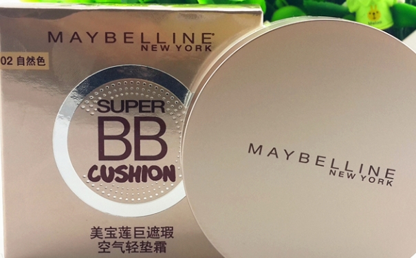 美宝莲气垫bb霜怎么样？美宝莲气垫bb霜好用吗？(1)