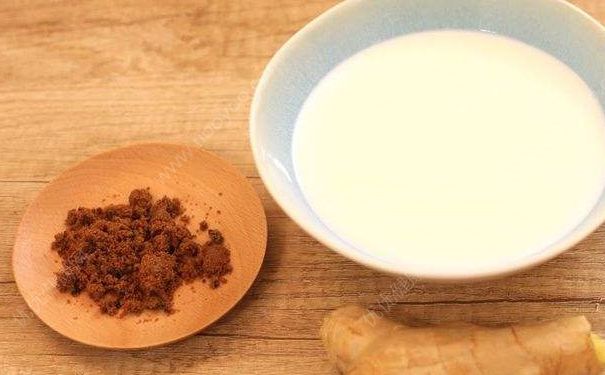 牛奶和红糖能不能一起喝？红糖和牛奶可以一起喝吗？(1)
